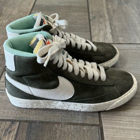 Nike Blazer Mid Suede 'Olive Green' Women’s size 5 - Picture 4 of 10